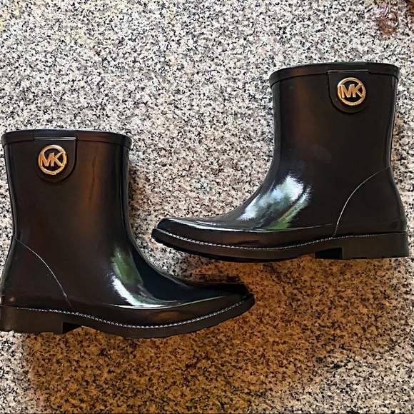 Michael Kors Shoes - 🌈 Michael Kors Black Rain Boots NWT 🌈